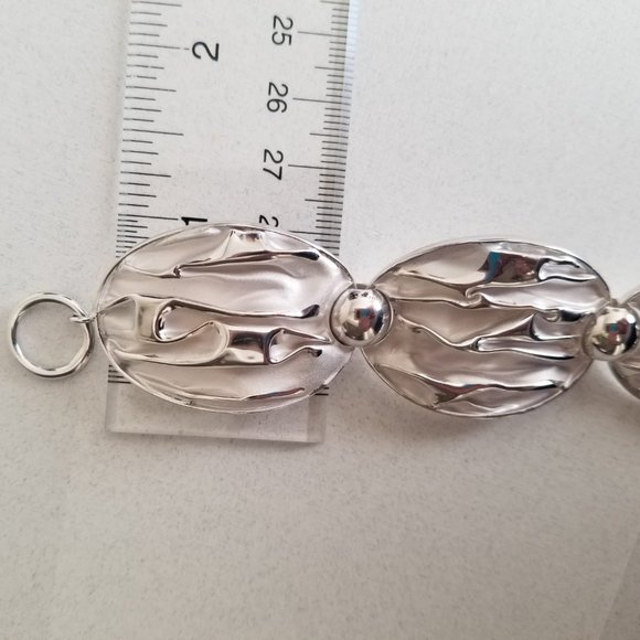 Solid Sterling Silver Handcrafted Cascading Wave Oval Link Bracelet Silver White - Picture 4 of 6